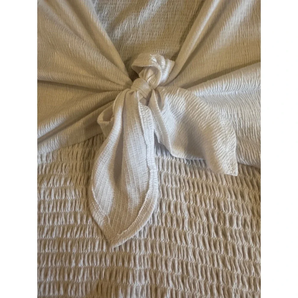 Abercrombie‎ & Fitch White Tie Front Smocked Puff Sleeve Top Medium